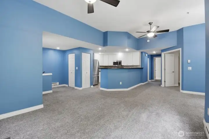 Open floor plan off kitchen
