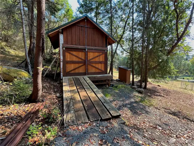 Board and batten 6x12 storage shed & permitted outhouse