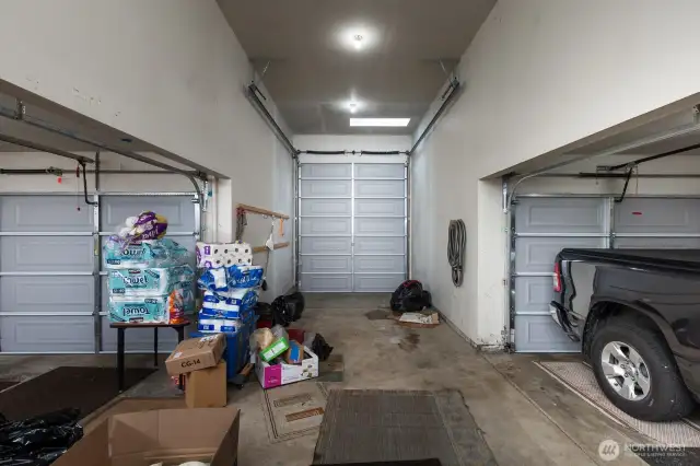 Center bay in garage tall enough for Large RV or 5th Wheel