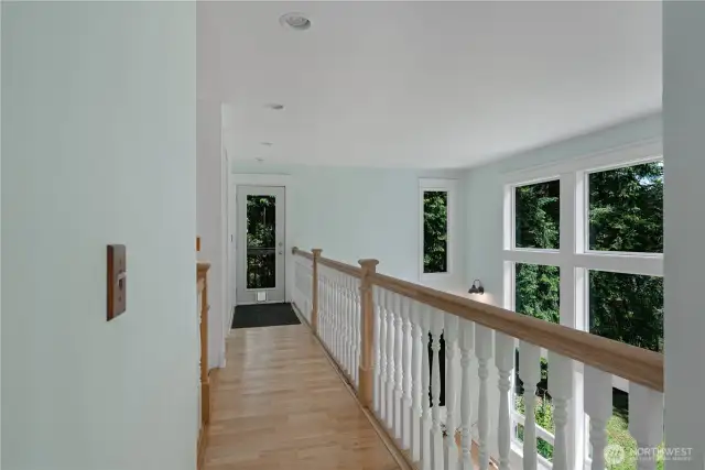 Balcony from principal bedroom/3rd bedroom to laundry room and bathroom.