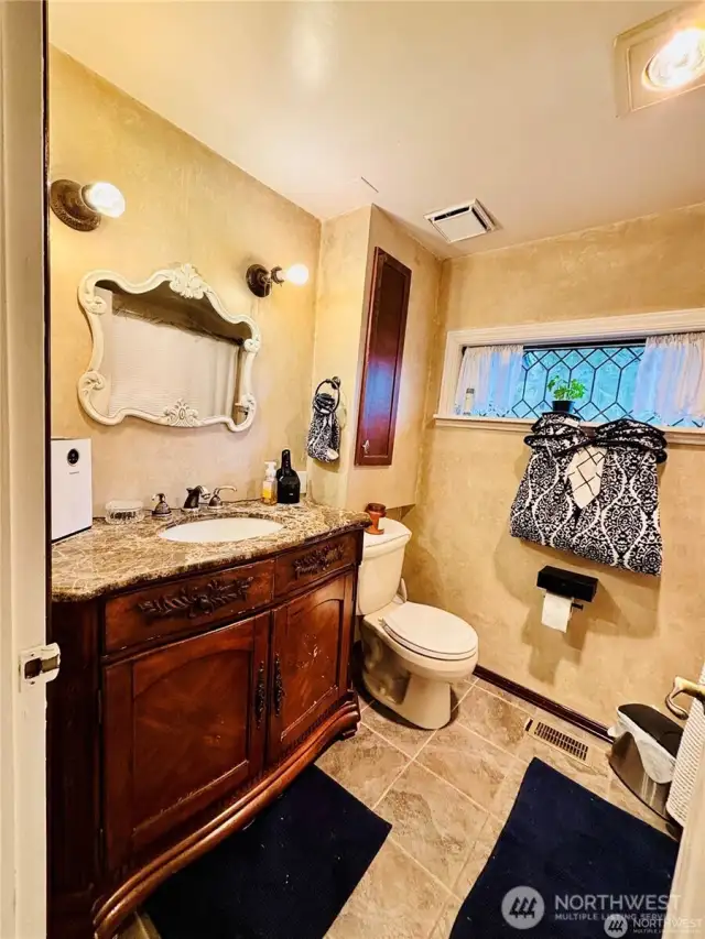 Main Level Bath