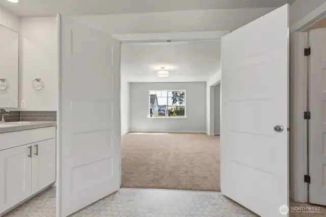 **Photos are of the same floorplan in another community and are used for representational purposed only. Colors, and features will vary.**