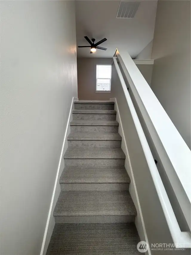 Carpet color is a buyer selection. *previous build