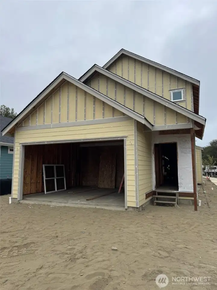 Construction photo 9/10/25