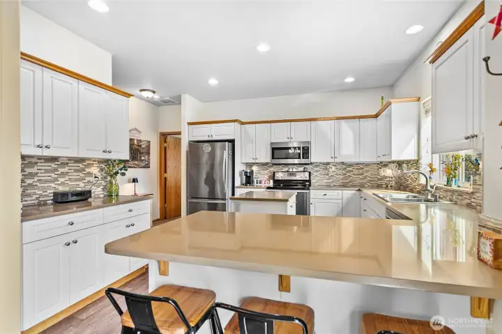 Kitchen bar that welcomes family and friends