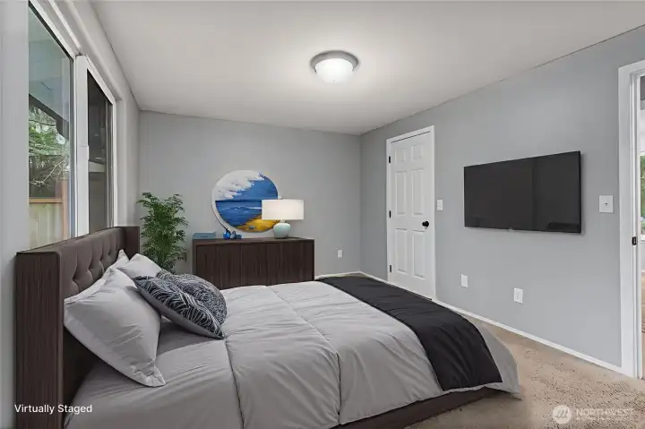 Second Primary Suite on upper floor with 3/4 bath