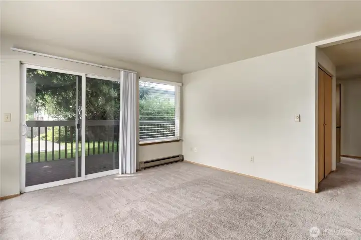 C101 Living Room & Deck