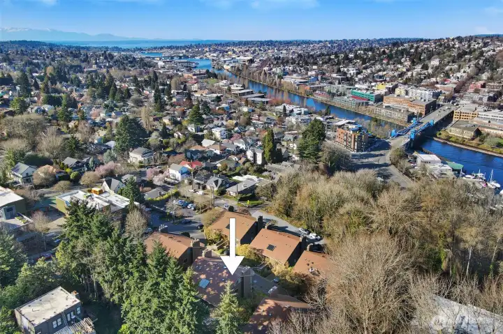 Great location - Close to business, downtown, Fremont, SLU, U-W and more!