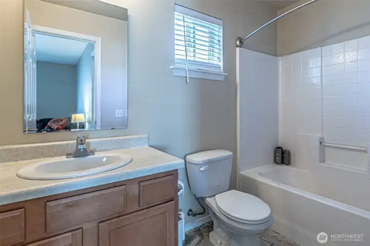 Main bath upstairs