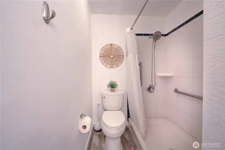 Walk-in Shower view in 3/4 bath