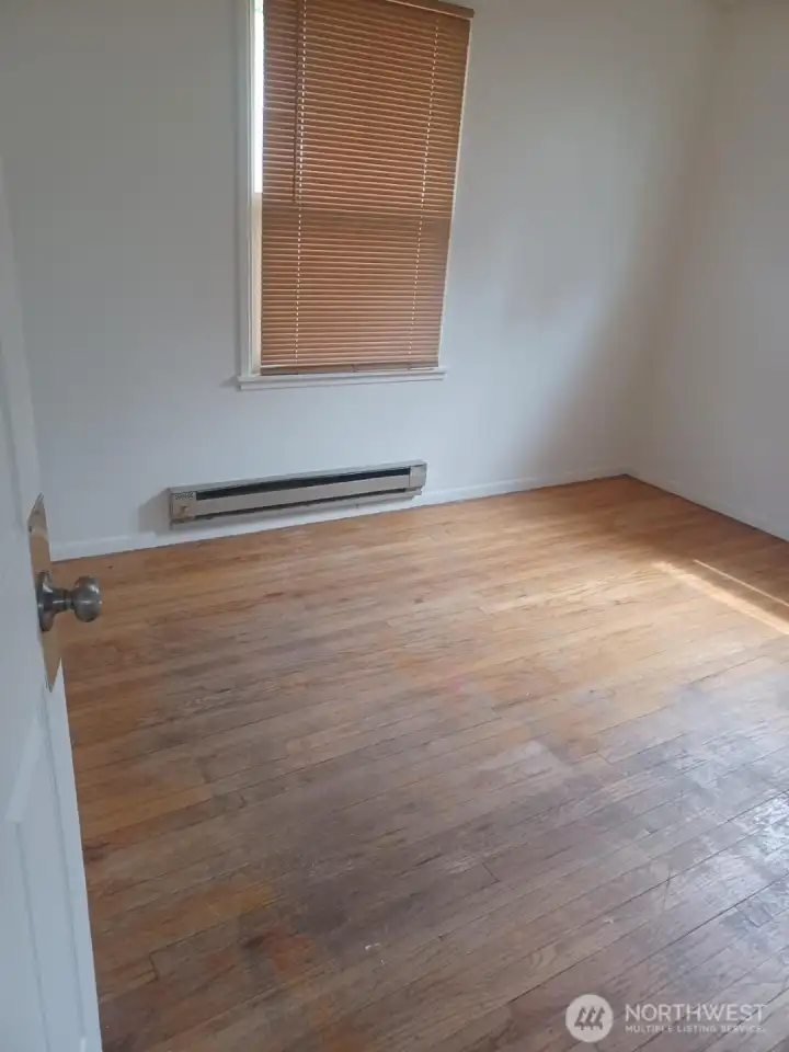 bedroom bedroom