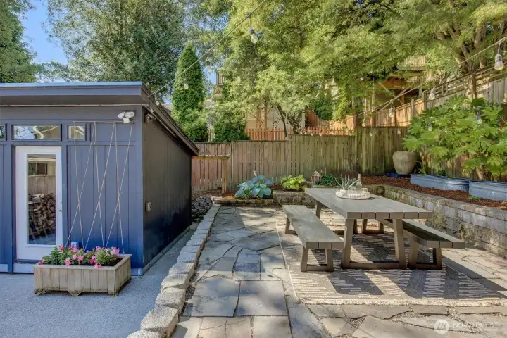 Private Yard with Detached Studio Shed Private Yard with Detached Studio Shed