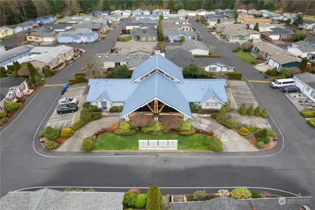 Community center - clubhouse, activities, sauna, pool table.