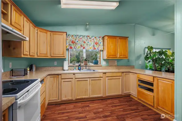 Spacious kitchen. a remodel was started, priced accordingly.