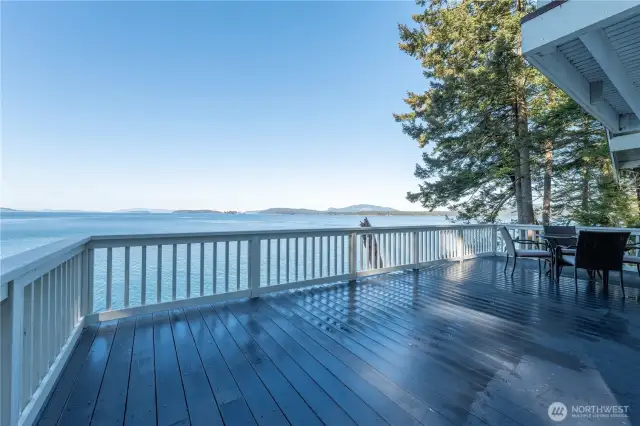 deck on main