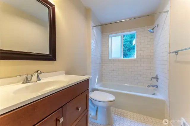 full bath on main