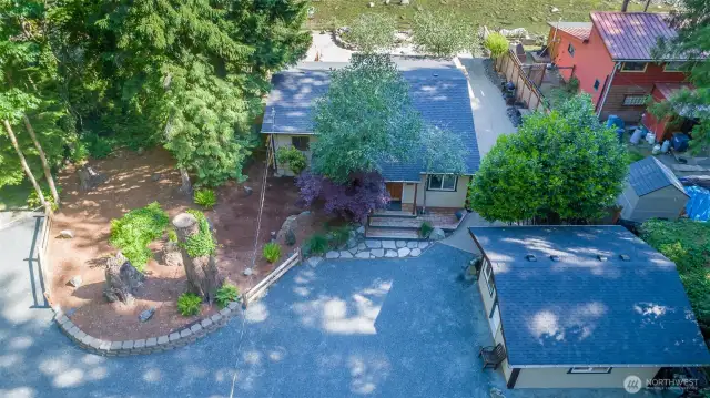 Great courtyard layout.