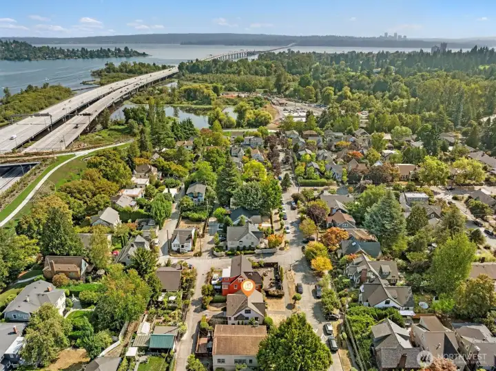 Quick access to 520 for quick commutes to downtown Seattle and the Eastside.