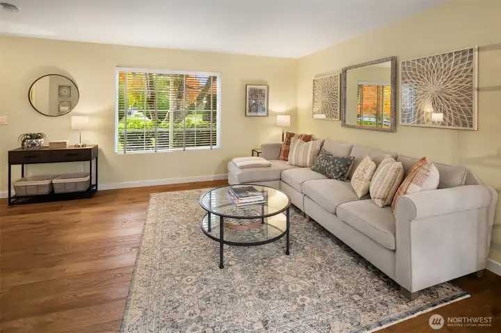 Hardwood floors, new trim, new lighting and blinds