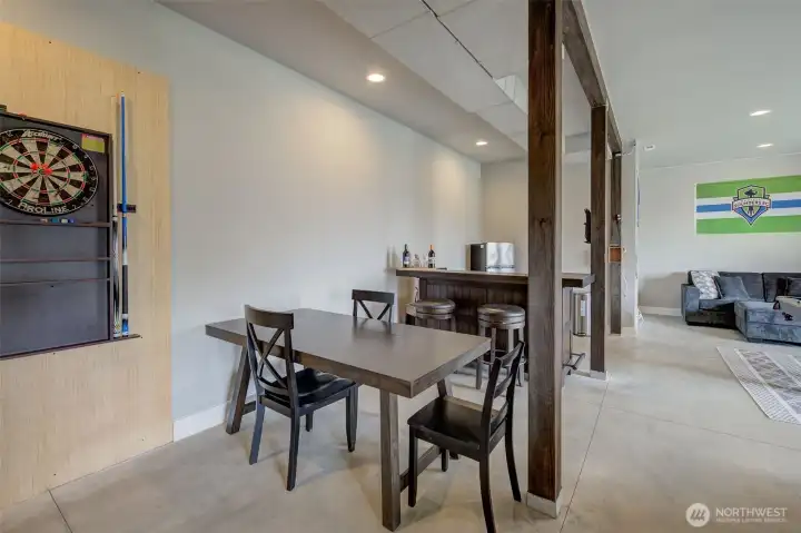 Grand Entertainment Area