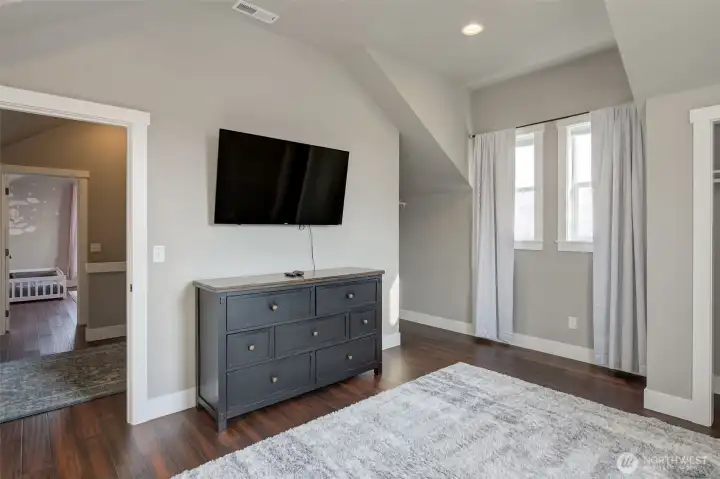 3rd bedroom upstairs