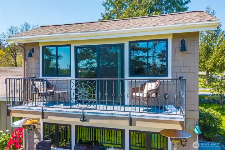 The sun drenched upper deck allows for pristine mountain and water views!