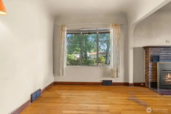 Large Windows to provide ample light