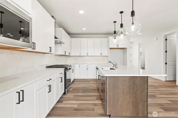 Photos of Similar Floor Plan, Colors, Specs & Upgrades May Vary