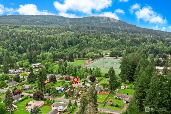 An easy commute to Issaquah, Bellevue and Seattle