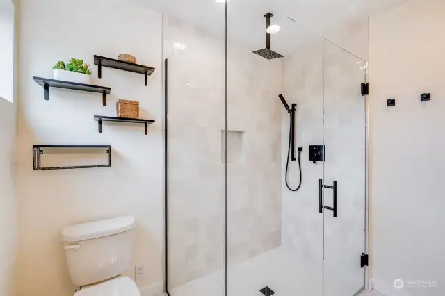 Primary ensuite bathroom