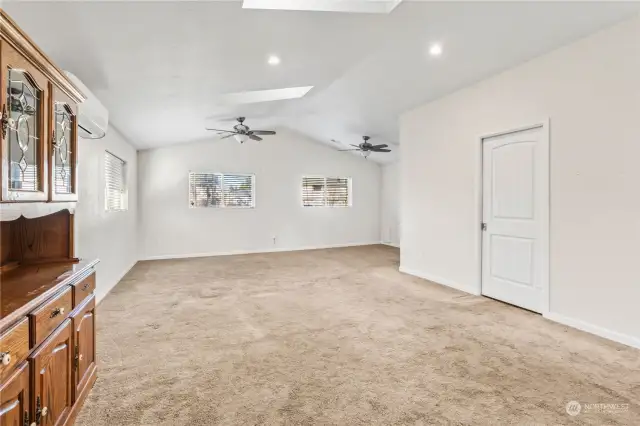 Attached large rec room
