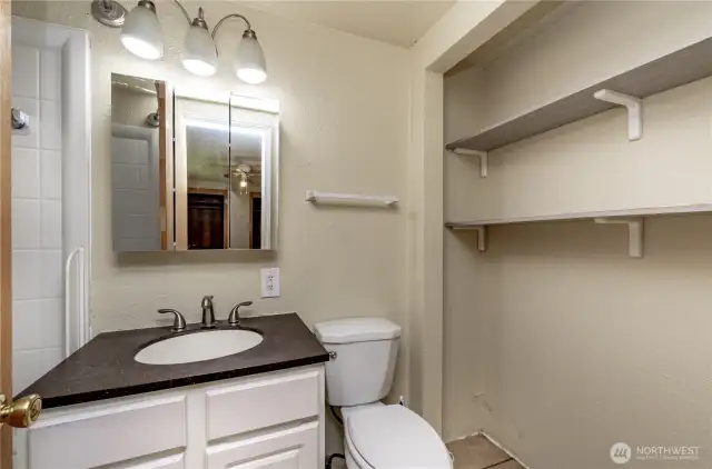 Primary Bedrooms, bathroom