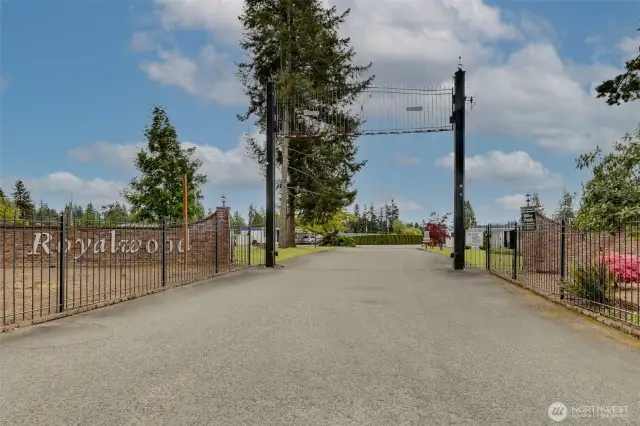 Welcome to Royalwood +55 Park in Lynnwood