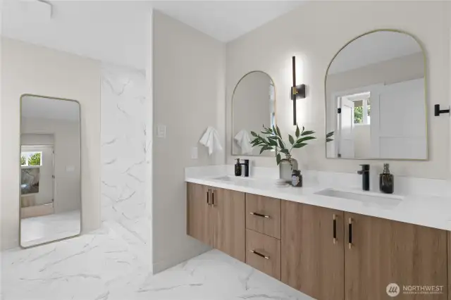 Primary Ensuite Bath