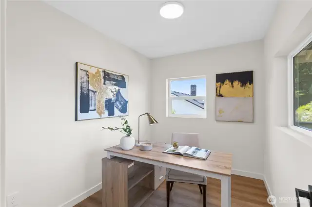 Primary Suite Office