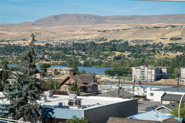 City, Mountain, and River Views From Dining Room