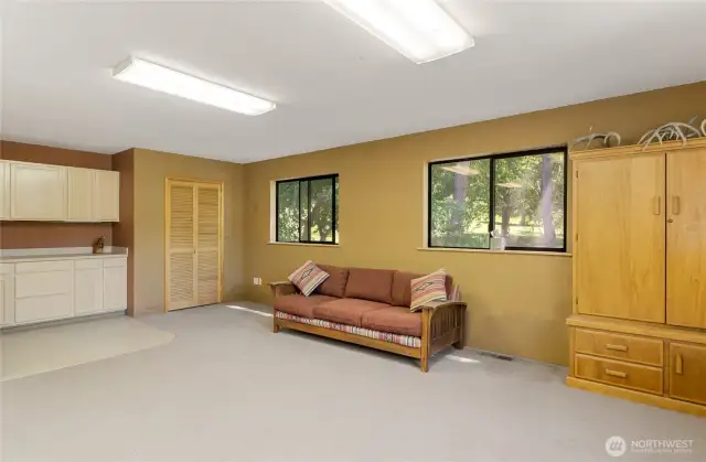 ADU