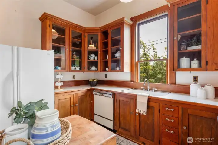 Custom wood cabinetry with hand crafted trim and Mouldings.