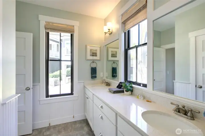 What a way to wake up!