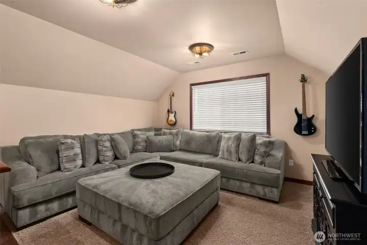 Upstairs bonus room.