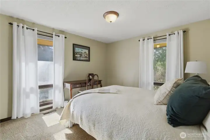 2nd bedroom upstairs