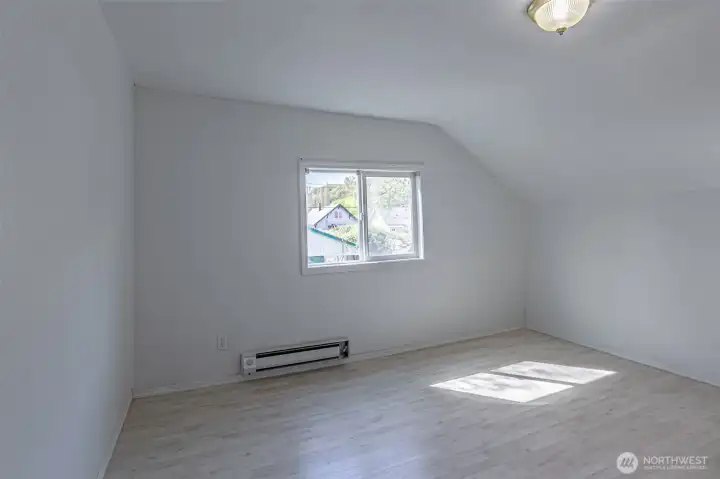2nd bedroom upstairs