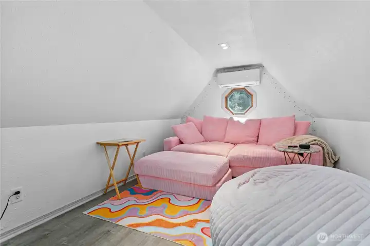 Third floor living space.