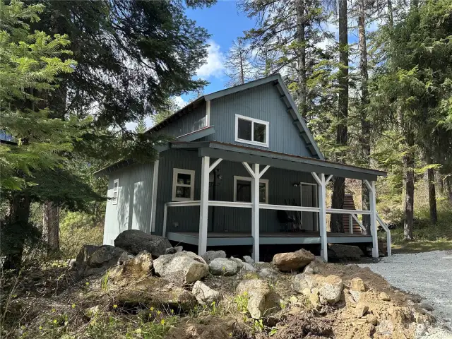 Covered front deck