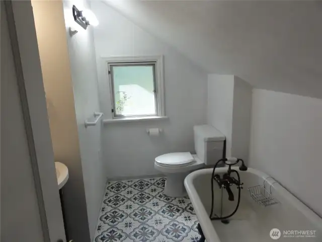 Bath on 2nd floor with clawfoot tub!
