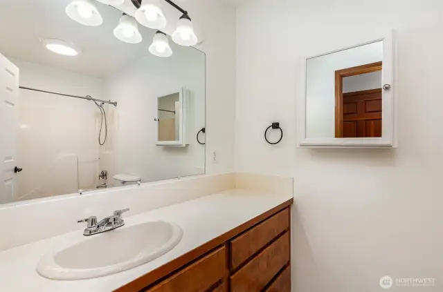 Main floor full bath