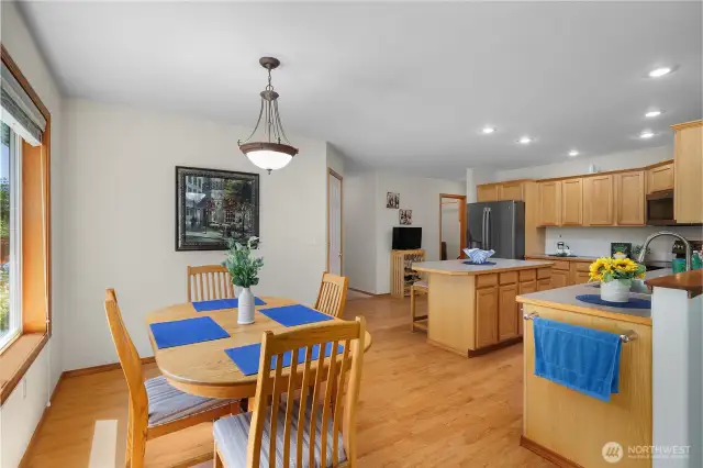 Large attached eating area