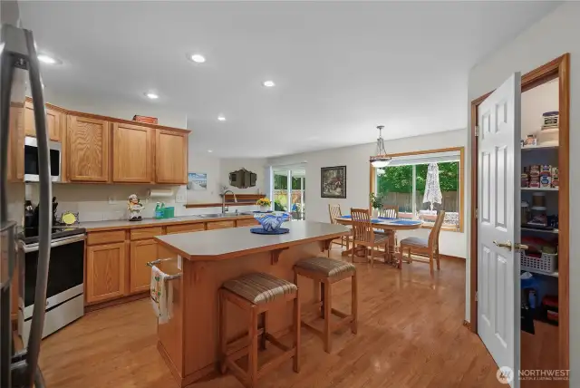 Large walk-in pantry!