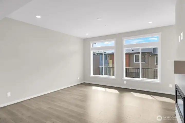 13216 NE 127th Unit B ~ Ready Now