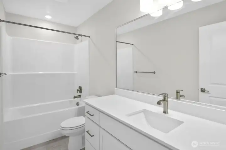 13216 NE 127th Unit B ~ Ready Now